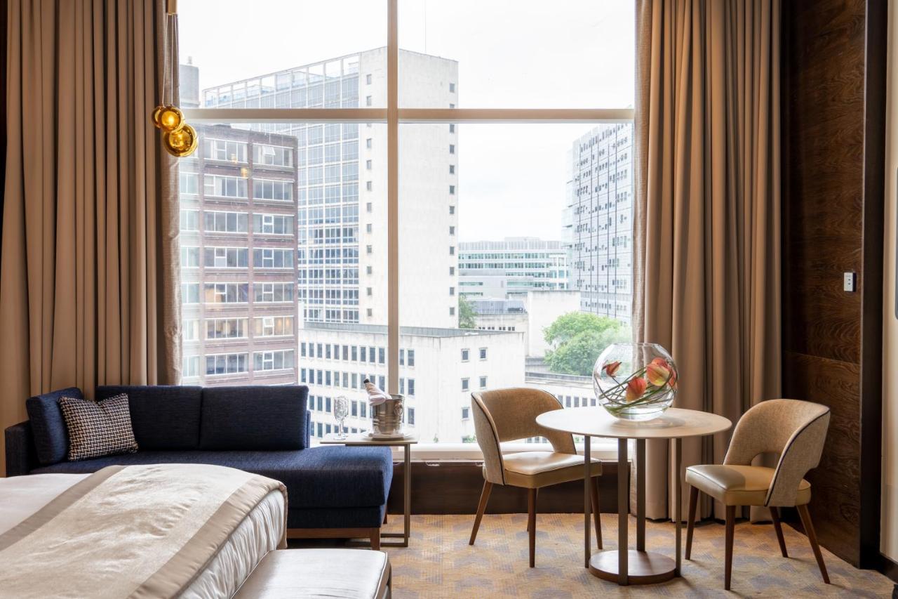 The Lowry Hotel Манчестър Екстериор снимка A room at the hotel