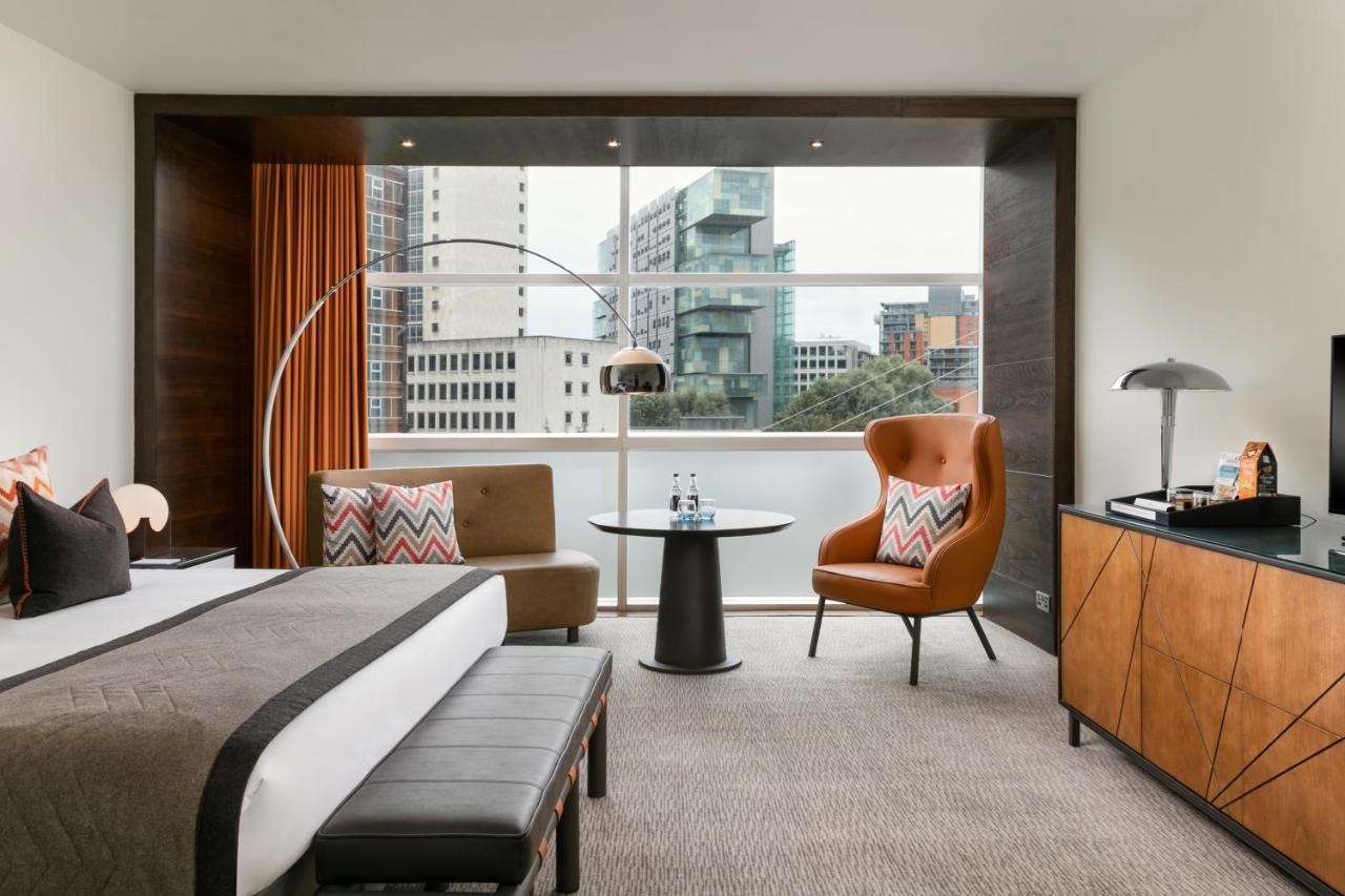 The Lowry Hotel Манчестър Екстериор снимка