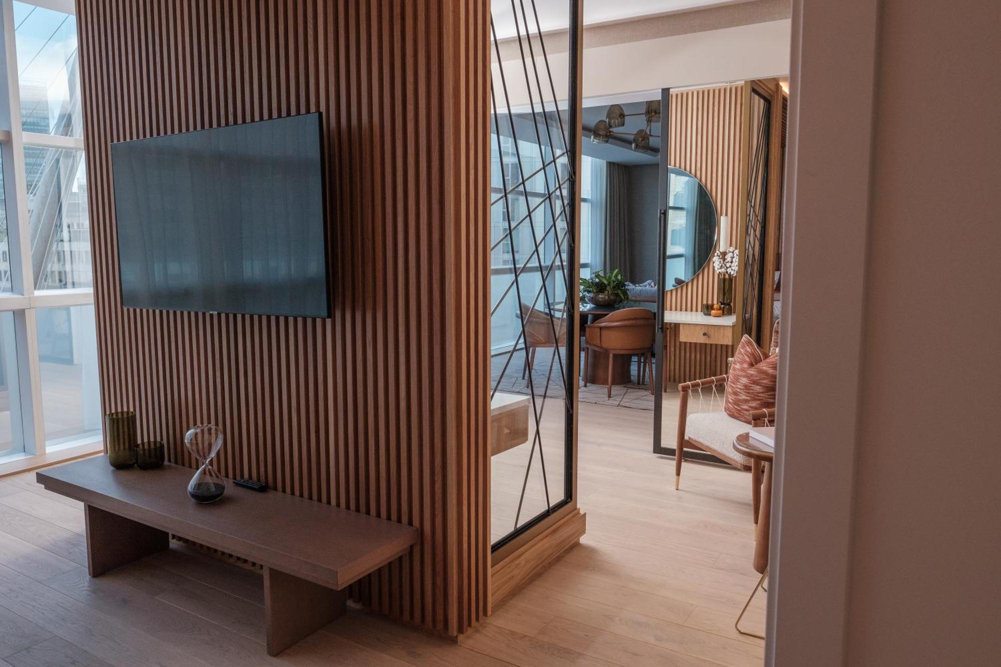 The Lowry Hotel Манчестър Екстериор снимка Interior of a typical apartment