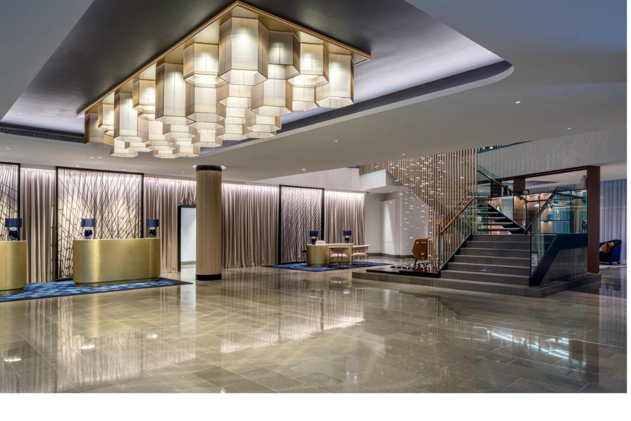 The Lowry Hotel Манчестър Екстериор снимка The lobby of the hotel